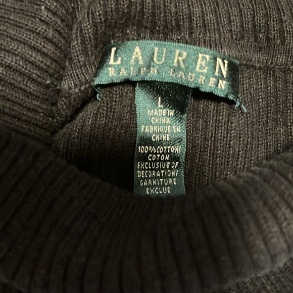 Ralph Lauren Turtleneck Sweater Size Large - Picture 3 of 3
